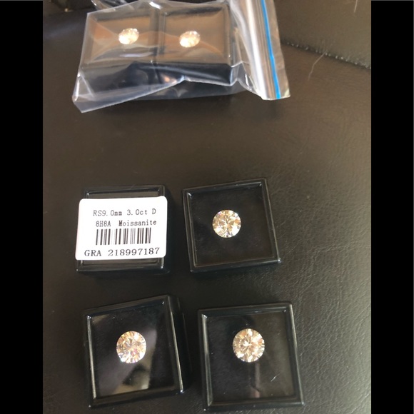 Jewelry - 3ct D, VVS1, paperwork, Moissanite Gems